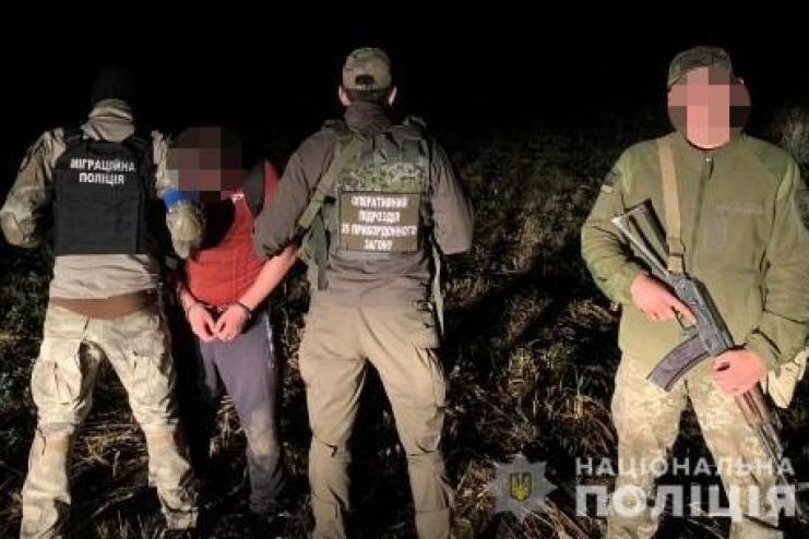 На Одещині правоохоронці викрили черговий канал незаконного переправлення військовозобов’язаних чоловіків за кордон (відео)