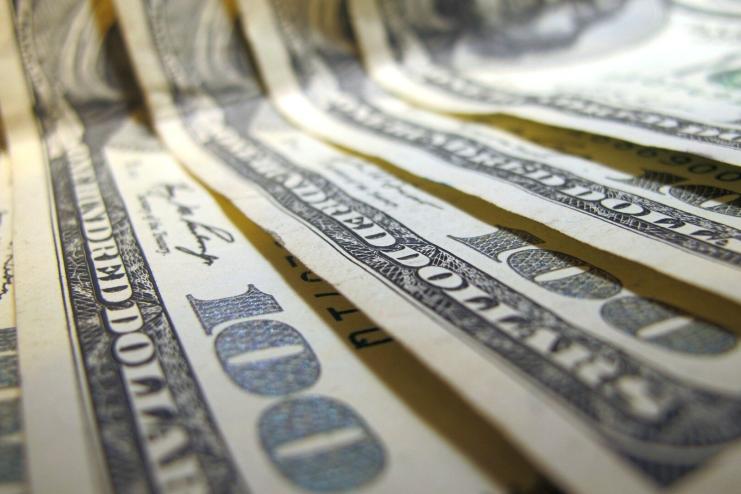 Fitch і S&P погіршили рейтинг України до "обмеженого дефолту"