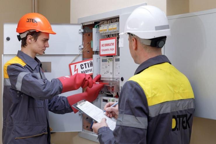 До кінця 2022 року ДТЕК Одеські електромережі встановить майже 16 тисяч розумних електролічильників у будинках клієнтів