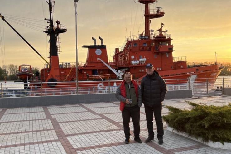 Зеленський нагородив моряків із рятувального судна «Сапфір» та священика, які побували у російському полоні