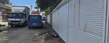 Підприємці проти: в Татарбунарах приберуть МАФи, розташовані біля міського ринку