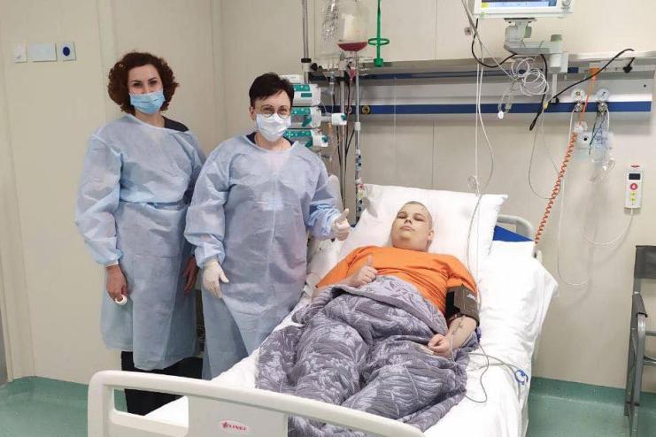 Для пересадки кісткового мозку в Україну вперше доставили стовбурові клітини з Індії