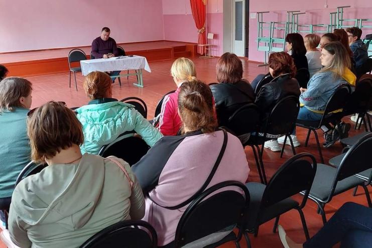 У класі, вдома чи підвалі?