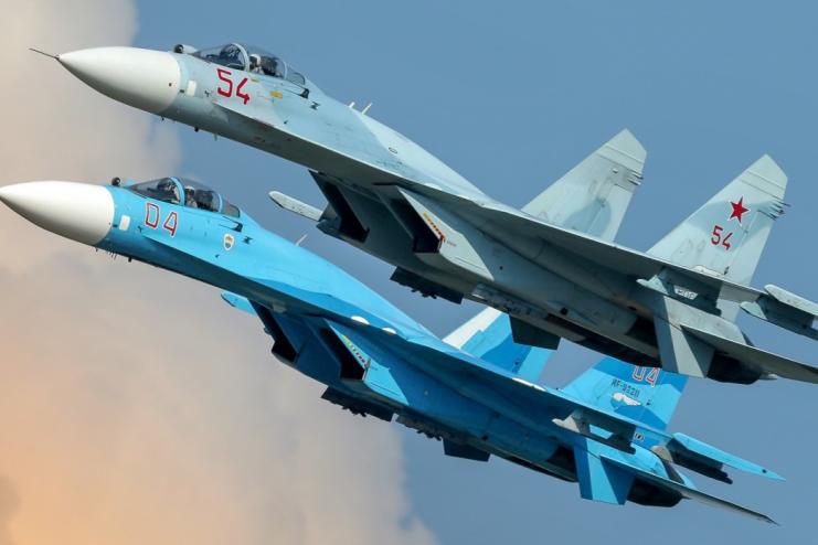 Російський винищувач випустив ракету біля британського літака над Чорним морем