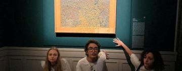 Екоактивістки облили гороховим супом картину Ван Гога «Сіяч»