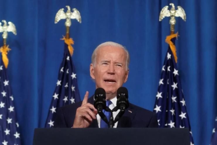 Вихід з Херсона свідчить про реальні проблеми Росії з військовими, - Байден