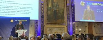 Це - війна, розв’язана східною деспотією проти західної демократії. Режим Путіна має бути змінений, - Карл фон Габсбург