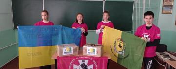 Окопні свічки та маскувальні сітки від школярів Тарутинського і Петрівского ліцеїв