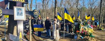 Ізмаїл навколішках зустрів ветерана-прикордонника, який загинув у свій ювілей