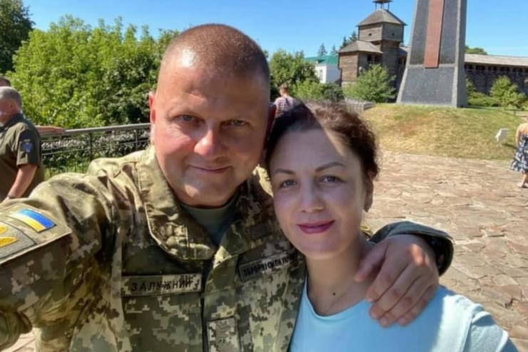Залізна леді – ніжна й тендітна: Валерій Залужний показав свою дружину, яка 20 років надихає його 