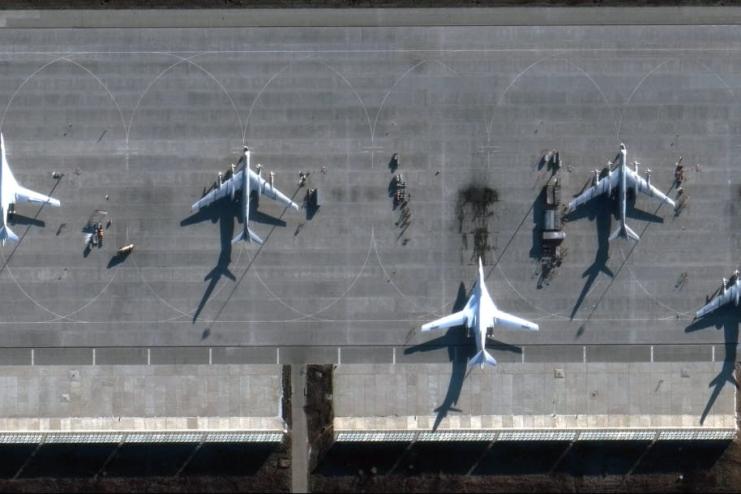 Росія почала ховати своїх бомбардувальників - Данилов