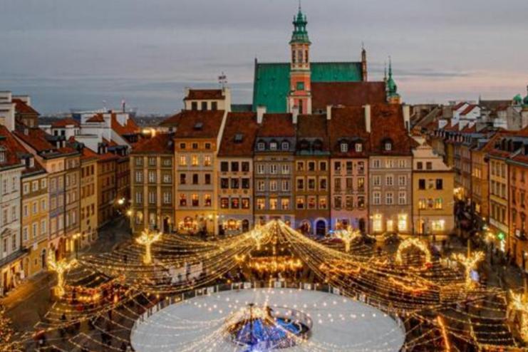 Варшава відмовилася від новорічних святкувань через війну в Україні