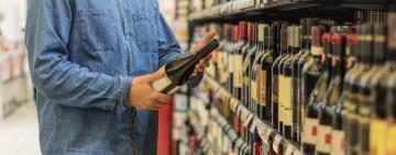 Офіс президента планує підвищити акцизи на алкоголь та пальне до рівня європейських