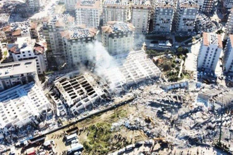 У Туреччині розпочалися арешти причетних до неякісної забудови