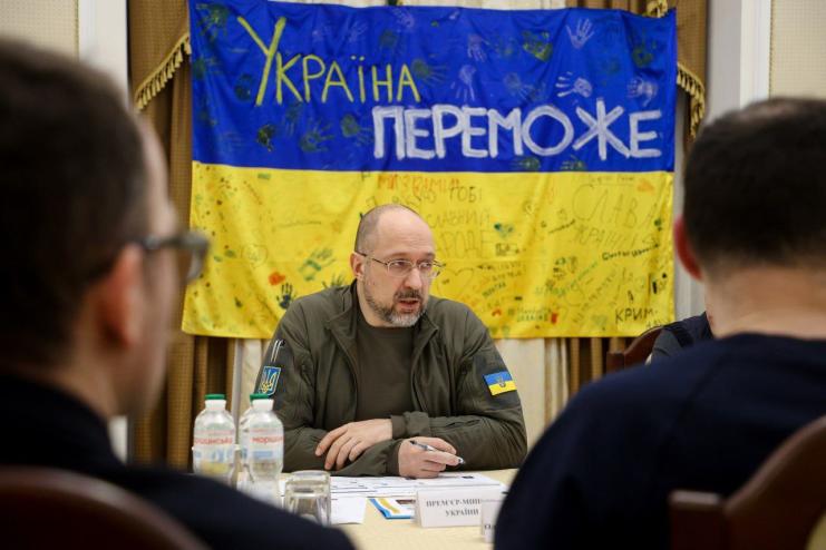 Шмигаль: «Уже майже тиждень у всій Україні немає відключень світла, але розслаблятися рано»