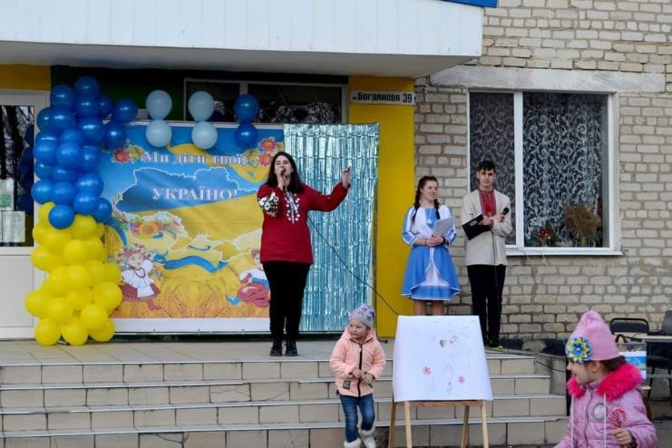 У селі Долинівка провели благодійний ярмарок на підтримку ЗСУ