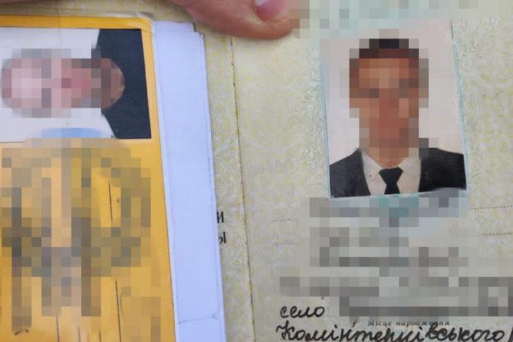 В Одесі контррозвідка СБУ затримала двох ворожих інформаторів, один з них – комунальник