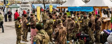 Примусово у військкомат. Юрист пояснив, як насправді має відбуватися затримання