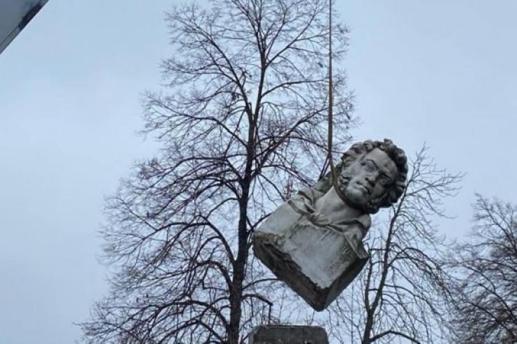 У 2022 році в Україні перейменували майже 10 000 топонімів, які пов’язані з Росією, - Мінкульт