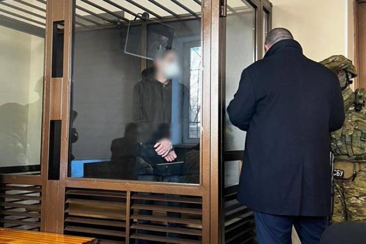 ОДЕСИТ ЗА 70 ТИС ГРН ЗДАВАВ ВОРОГУ МІСЦЯ ДИСЛОКАЦІЇ СИСТЕМ ППО: ЗА ДЕРЖЗРАДУ ДО 15 РОКІВ ЗА ҐРАТАМИ ЗАСУДЖЕНО МЕШКАНЦЯ ОДЕСИ