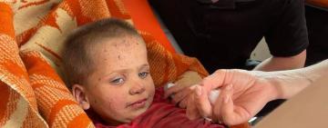 Три ночі дитина провела в лісі: в поліції розповіли подробиці, як врятували 2-річну Віолету 