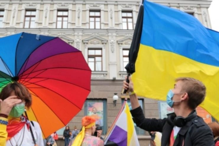 ЄСПЛ зобов'язав Україну юридично визнати одностатеві пари: подробиці рішення