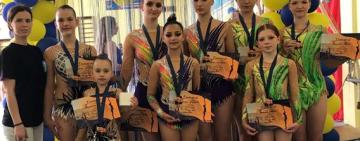 8 медалей на Всеукраїнському турнірі зі спортивної акробатики вибороли спортсменки Арцизької громади