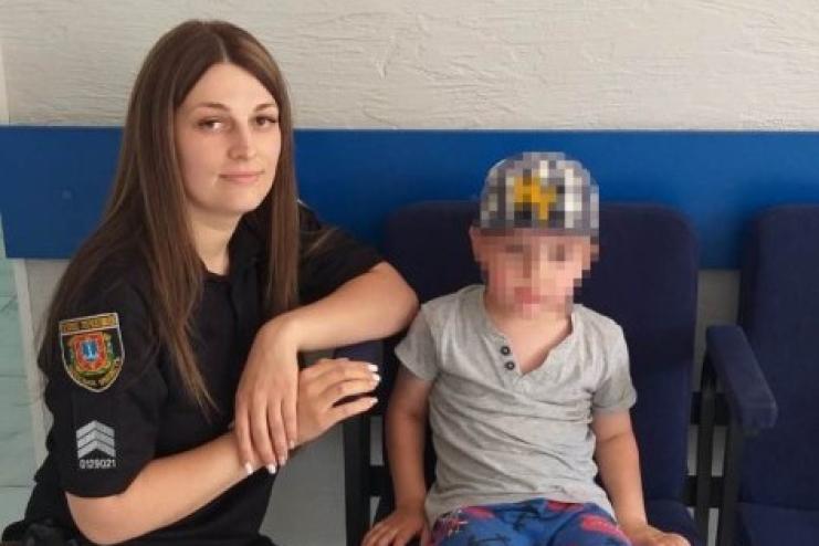 У поліції розповіли, як розшукали сім’ю трирічного хлопчика з Білгорода-Дністровського, який загубився