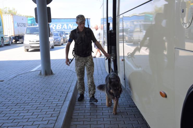 Прикордонники Ізмаїльського загону затримали іноземця, якого розшукував Інтерпол