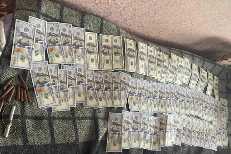 На Волині зловмисники обіцяли повернути військових з полону за хабар