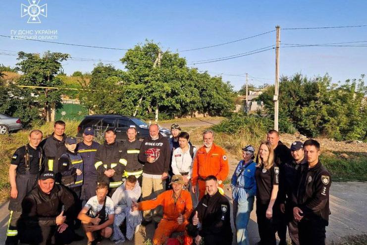 На Одещині поліція та ДСНС всю ніч шукали двох хлопчиків