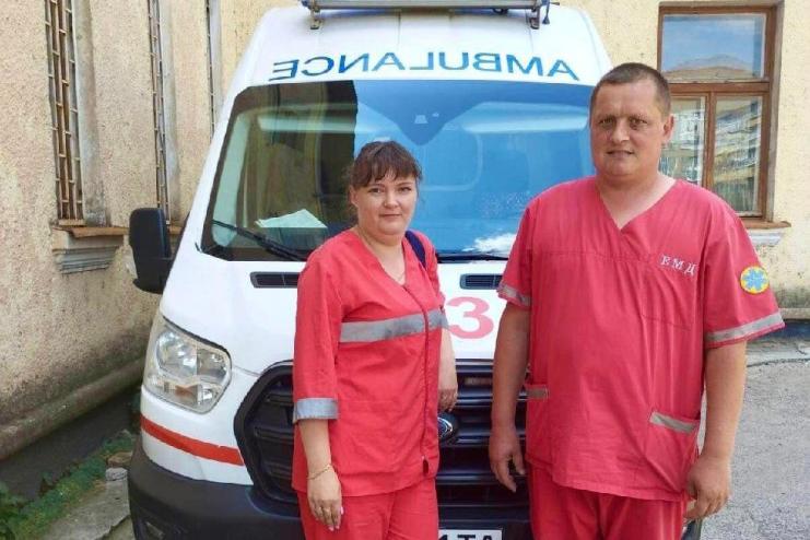 Народила прямо у приймальному відділенні: в Кілії бригада швидкої допомоги допомогла породіллі екстрено дістатися пологового