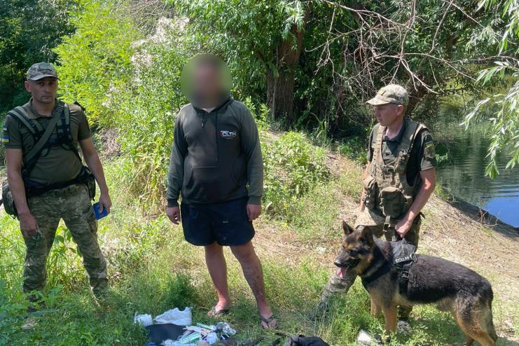 За кордон на автомобільній камері: на Дунаї прикордонники затримали киянина 