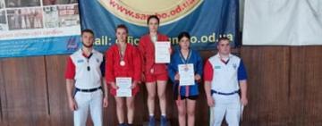 Спортсменка з Теплицької громади отримала “золото” серед юнаків з бойового самбо