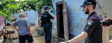 У Білгород-Дністровському районі старша сестра по-звірячому знущалася над 7-річним братом: хлопчик у реанімації з травмами і опіками