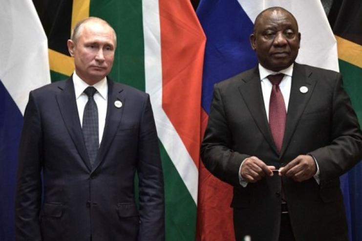 "Ми прийшли не для того, щоб просити дари": президент ПАР закликав путіна відновити зернову угоду