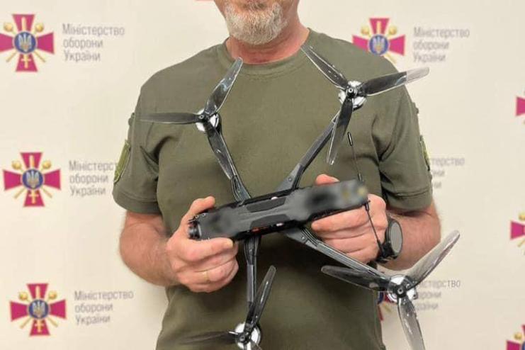 ЗСУ прийняли на озброєння десяту модель FPV-дрона, - Резніков