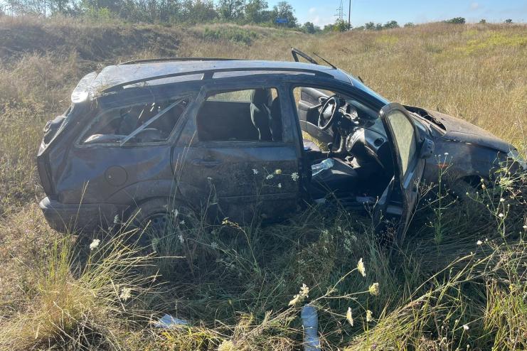  ДТП з травмованими на Одещині: внаслідок пошкодження колеса, авто вилетіло в кювет