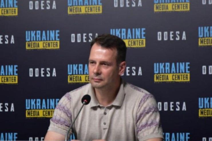 В Одесі досі шукають юнака, якого змило хвилею