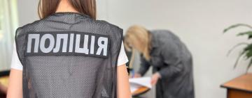 5000 доларів США за поновлення підприємницької діяльності: на Одещині керівна особа податкової погоріла на хабарі» 