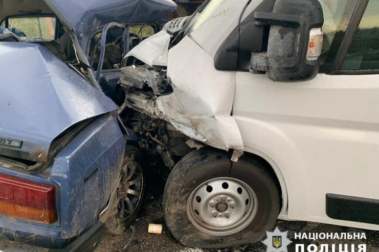 Смертельна троща на трасі Одеса-Рені: постраждалій дівчині збирають кошти на лікування