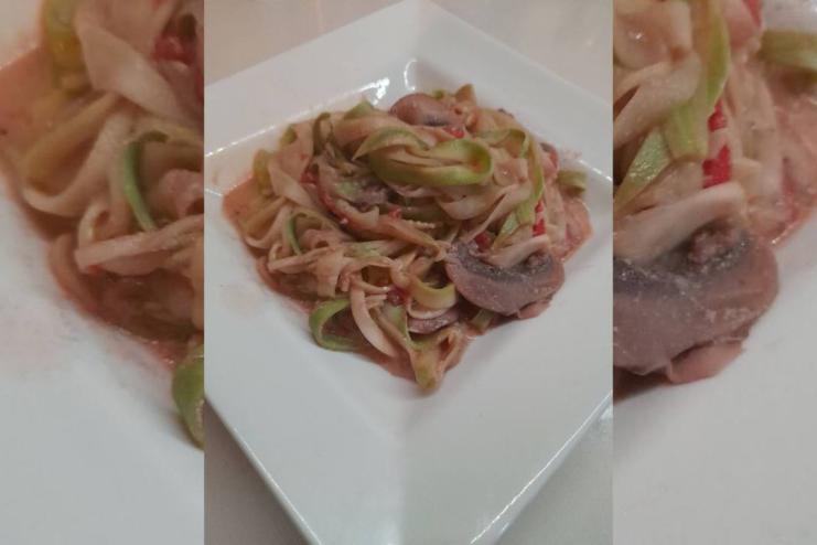 ПАСТА З КАБАЧКІВ   