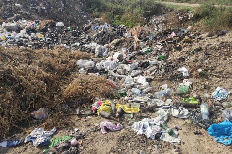 На Одещині виявили масштабне стихійне сміттєзвалище