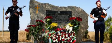 Правоохоронці Одещини вшанували пам’ять колег, життя яких обірвалося під час протистояння банді злочинців