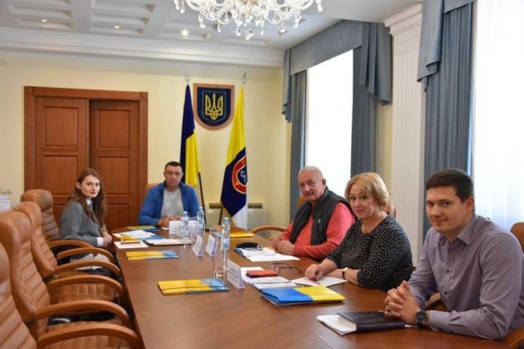 Кворум не зібрався: комісія облради не змогла прийняти рішення щодо адресної меддопомоги важкохворим та підтримки для дітей військових