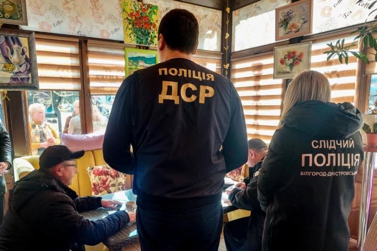 Вимагав хабар з власників худоби: на Одещині керівник ветдільниці постав перед судом