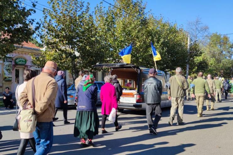 В Кілії провели в останню путь загиблого на Бахмутському напрямку Олексія Зонтова