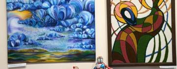 Рятувальне коло мистецтва: майстри Одеської області вразили картинами з проса та паперопластикою