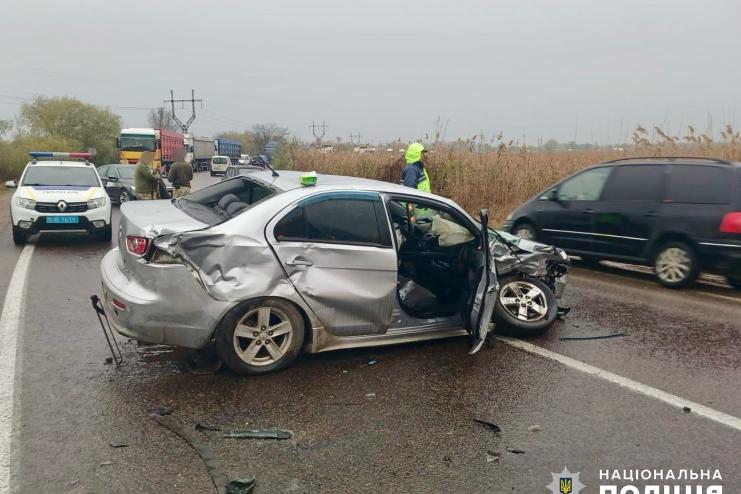 На трасі Одеса-Рені зіштовхнулись дві автівки: є постраждалі
