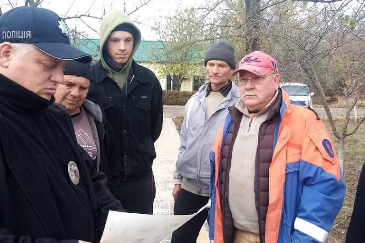 Поліцейські продовжують роз'яснювальну роботу з метою профілактики  шахрайських схем